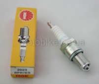 Свеча зажигания NGK BPR7ES