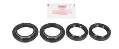 Комплект сальников и пыльников вилки Ariete ARI77 31,7X42X7/9 + 31,75X42,8/48X7,6/11,6 Ariete ARI.077 TCL - сальники и пыльники вилки 31,75 X 42,8/48 X 7,6/11,6 + 31,7 X 42 X 7/9
