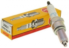 NGK CPR7EA-9 3901 - cвечка зажигания для мотоцикла Хонда, Кавасаки, Ямаха. Свеча зажигания NGK CPR7EA-9/ NGK 3901