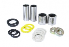 Подшипники оси маятника ProX 26.210041 для HONDA CR 125 1993-2001 ProX 26.210041 - ремкомплект подшипников оси маятника HONDA CR 125 1993-2001 (All Balls 28-1041)