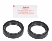 Сальники вилки Ariete ARI.169 DCY1 37X47X11 для BMW R1200GS 12-17, R1200RT 16-17 Сальники вилки ARIETE (комплект) ARI169 37*47*11 для BMW R1200GS 2012-2017, R1200RT 2016-2017, замена 31 42 8 532 723