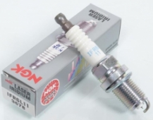 Свеча зажигания иридиевая NGK IFR6L-11 / NGK 3678 Свеча зажигания NGK IFR6L-11