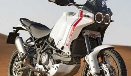 Ducati DesertX сочетает в себе ретро образ с внутренностями современных авантюристовDucati DesertX сочетает в себе ретро образ с внутренностями современных авантюристов