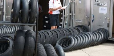 MotoGP: Bridgestone хочет взимать плату за резину