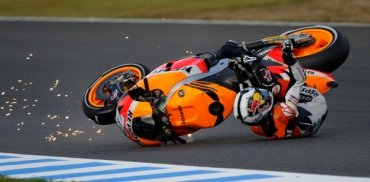 MotoGP: В новых операциях пилот Repsol Honda Педроса не нуждается