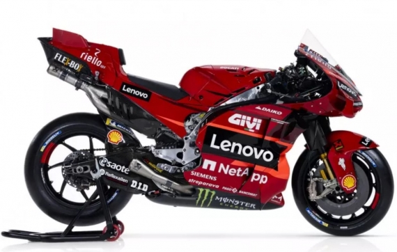 MotoGP: Ducati подумывает о семи байках MotoGP: Ducati подумывает о семи байках