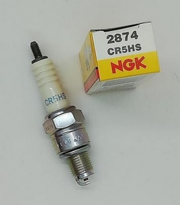 Свеча зажигания NGK CR5HS